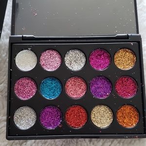 Cmaa Du Makeup - 🆕 Cmaa Du Glitter eyeshadow Cmaa Du Makeup - 🆕 Cmaa Du Glitter eyeshadow
